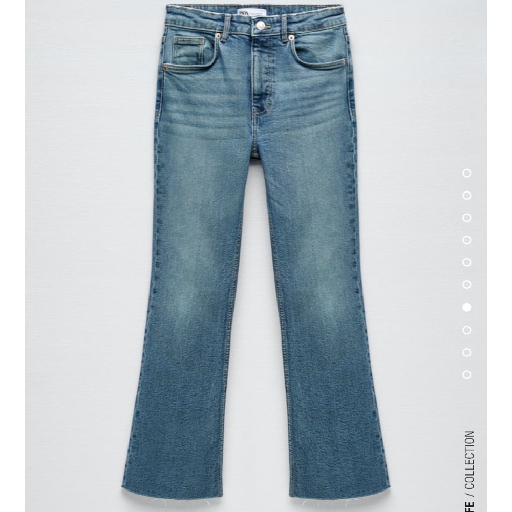 Size 6 Zara Cropped Flare Jeans